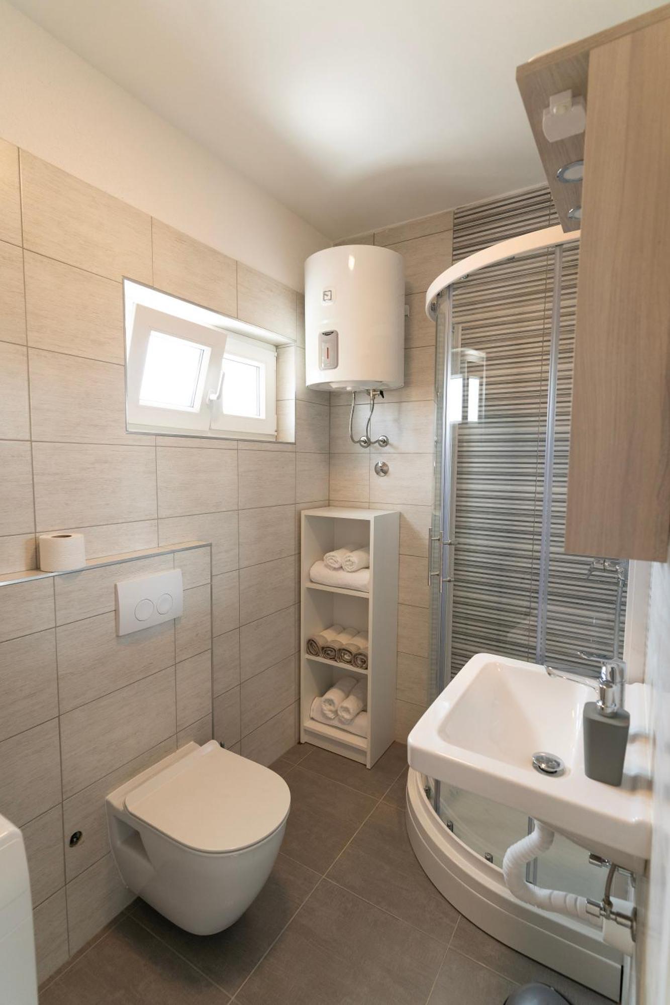Pave&Ema Apartman Konjevrate ภายนอก รูปภาพ